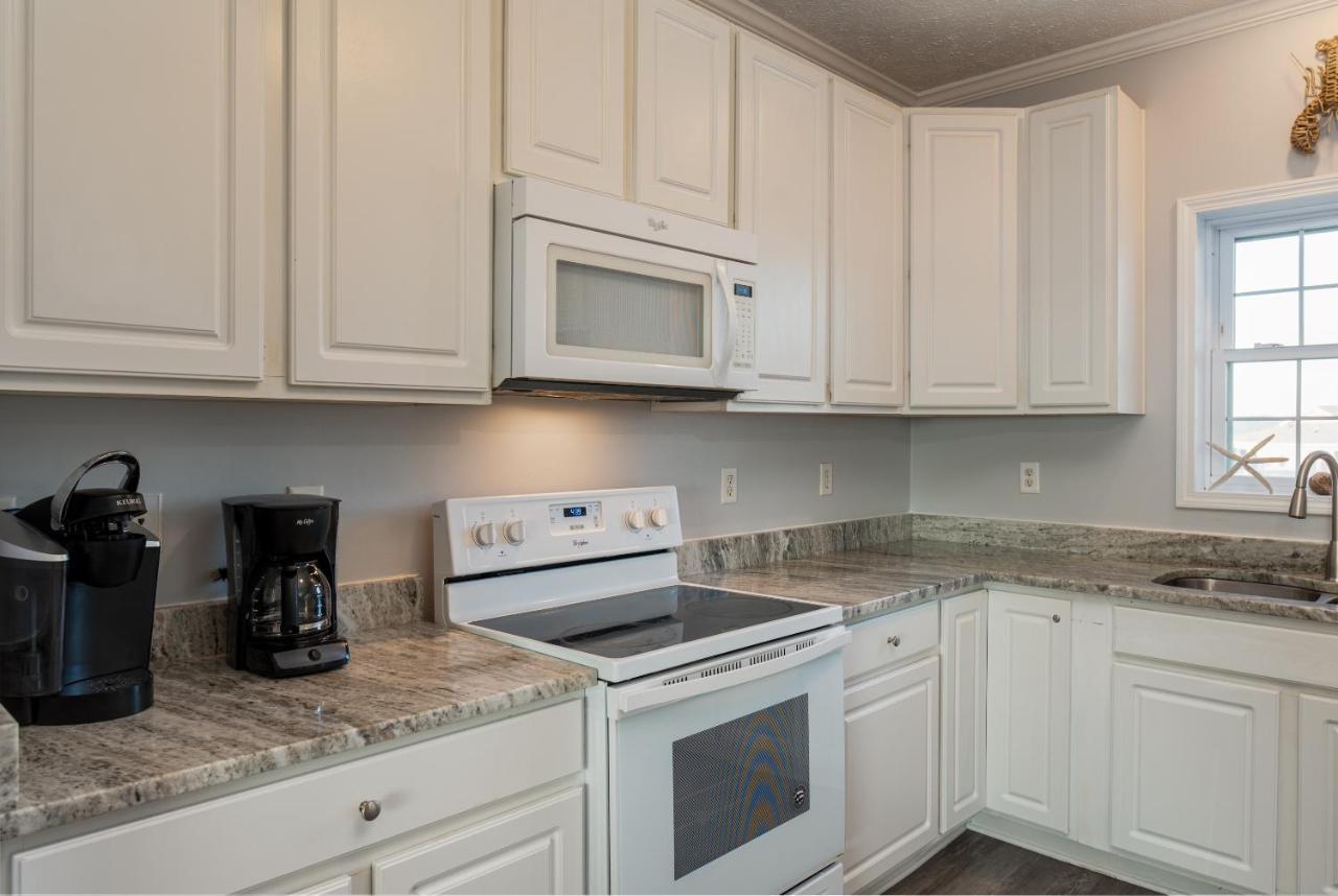Island Time II - Private Heated Pool - Pet Friendly! Only 100 Feet From The Gulf - Built With Amazing Views In Mind! Home Dauphin Island Exterior photo